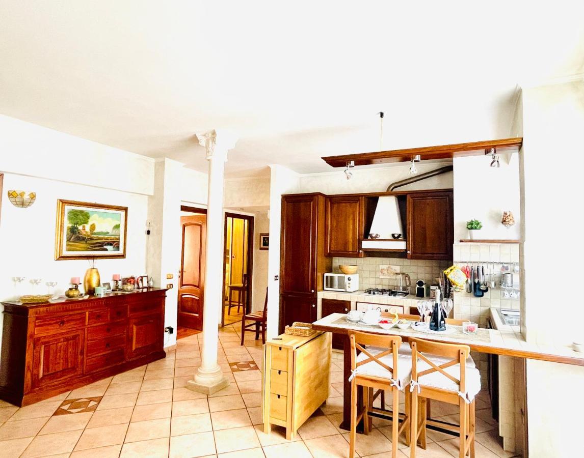 Ferienwohnung Charming House Roma Exterior foto